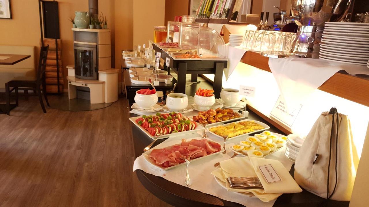 Hotel Garni Auszeit Болтенхаген Екстериор снимка