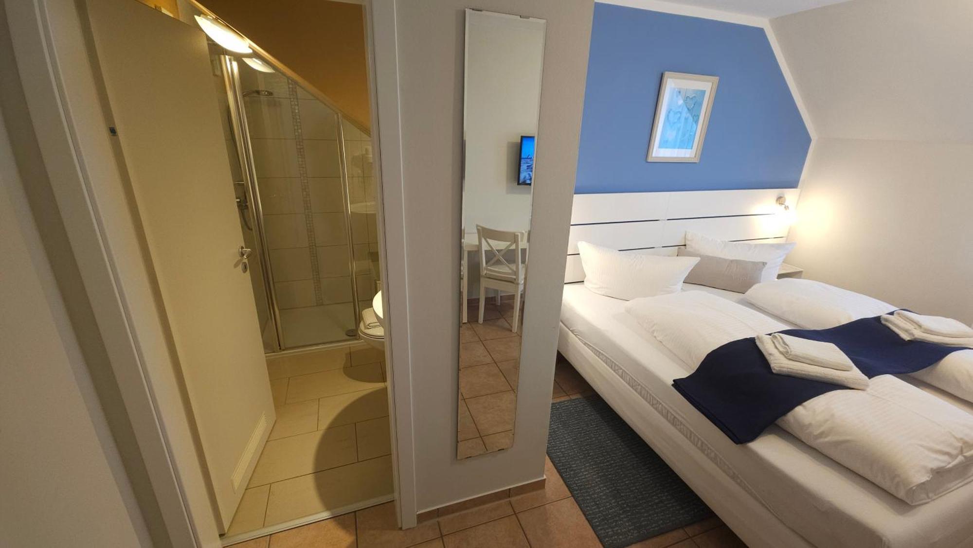 Hotel Garni Auszeit Болтенхаген Екстериор снимка