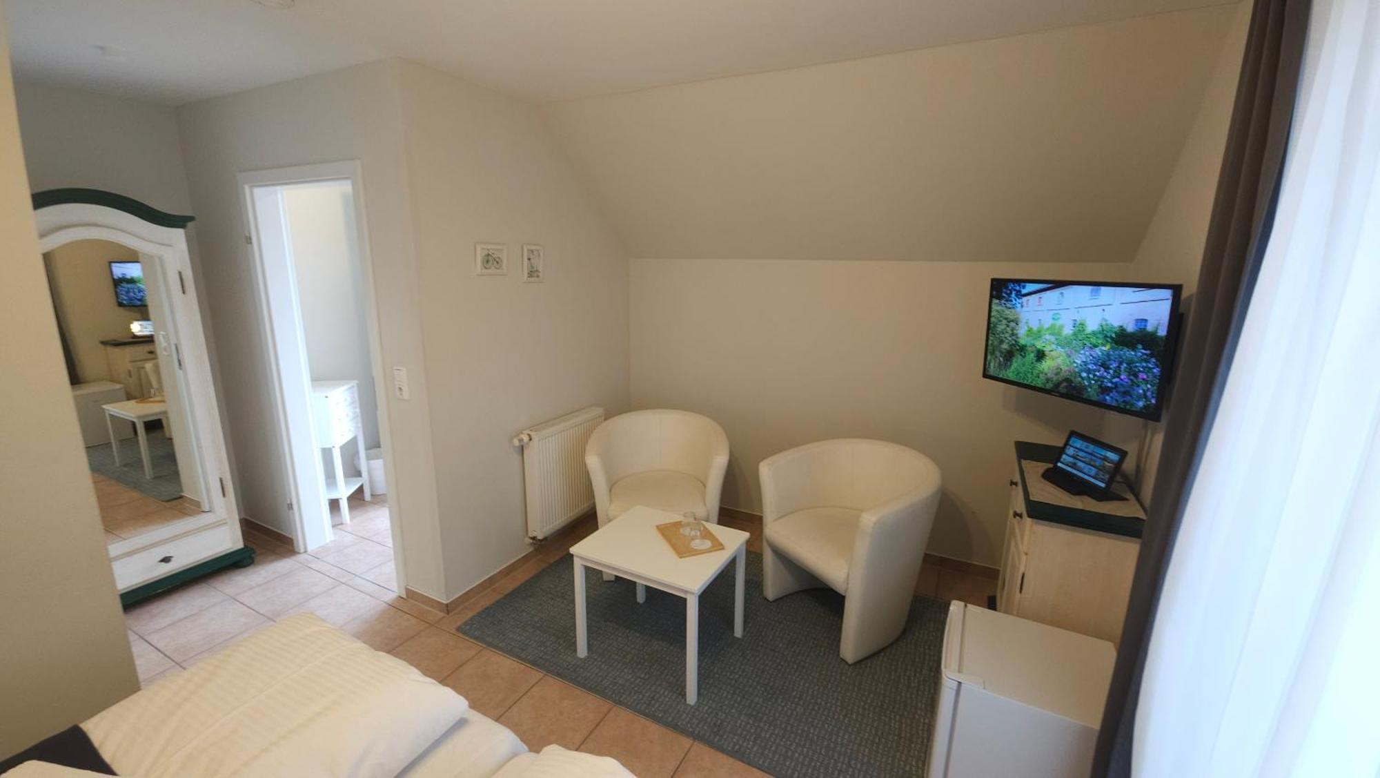 Hotel Garni Auszeit Болтенхаген Екстериор снимка