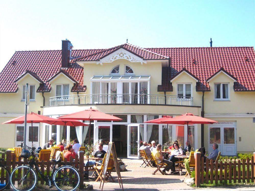 Hotel Garni Auszeit Болтенхаген Екстериор снимка